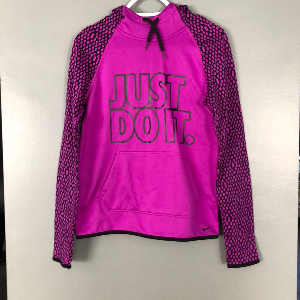 women’s Nike hooded sweatshirt